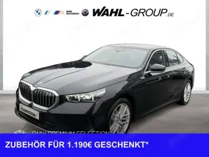 BMW 520 i  LiveCockpit Prof HeadUp Adapt LED Travel+Comfor