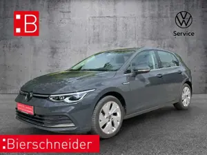 Volkswagen Golf 8 1.5 eTSI DSG Style