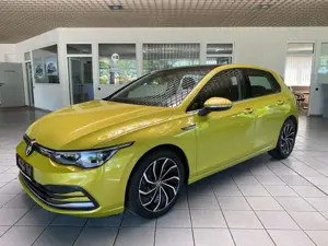 Volkswagen Golf Style 1.5TSI*NAVI*Matrix*Pano*SHZ*DCC*