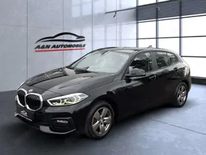 BMW 118 d Limousine+LED+NAVI+LEDER+KAMERA+1.HAND