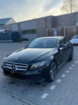 Mercedes-Benz E 220 d 9G-TRONIC