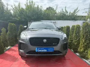 Jaguar E-Pace E-PACE R-Dynamic SE AWD Bild 3