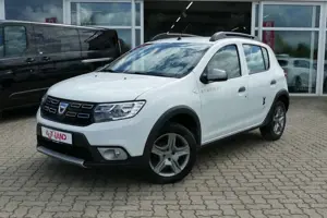 Dacia Sandero Bild 2