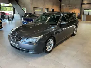 BMW 530 i Touring AHK Navi Sitzh. Xenon