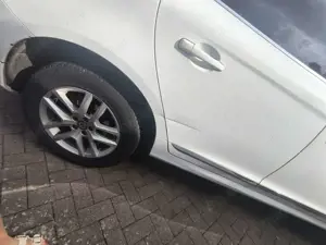 Volvo XC60 D4 Geartronic Momentum Bild 5