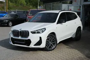 BMW X1 sDrive20i A . M-Sport.ACC.Kamera.HK.Adap-LED