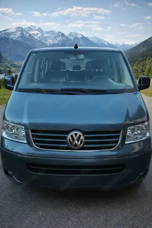 Volkswagen Bus Multivan