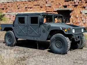 HUMMER H1 HMMWV, Humvee, M 1123,  neu aufgebaut