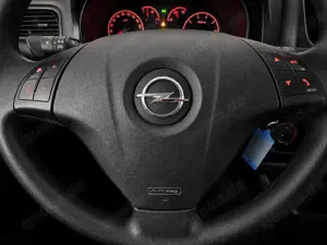 Opel Combo Bild 4