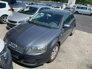 Audi A3 2.0 FSI Attraction Guter Zustand