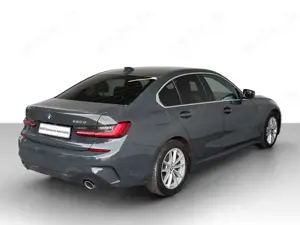 BMW 320 dA xDrive Lim. M Sport LiveCock.ACC.AHK.HiFi Bild 4