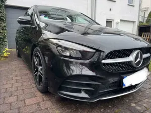 Mercedes-Benz B 180 7G-DCT AMG Line