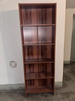 Bücherregal 