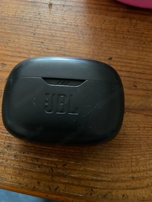 JBL wave Beam