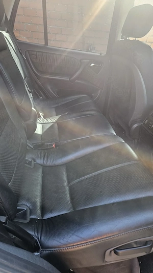 ML 500   163 Spitzenauto mit LPG und einem Marderschaden Bild 8