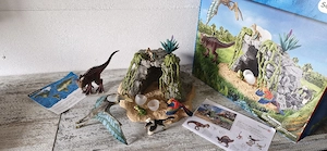 Schleich Dinosaurier mit Höhle 42261