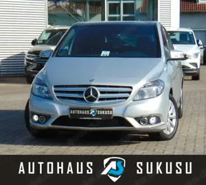 Mercedes-Benz B 180 Automatik - Pano - Navi - AHK - Sitzhzg -