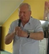 Mann, 78, gross, schlank, aktiv, mobil, sucht jüngeren Freund für gemeinsame Unternehmungen