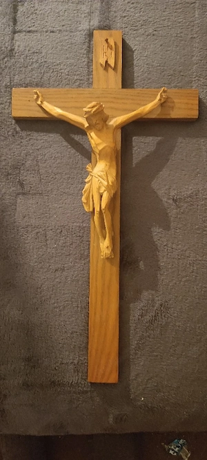 Jesus Kreuz Kruzifix Wandkreuz handgeschnitzt Holzkreuz Wandkreuz INRI Jesus Christus 60 x 32 cm