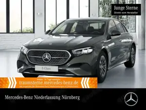 Mercedes-Benz E 200 Avantgarde Distr. LED AHK Kamera PTS 9G