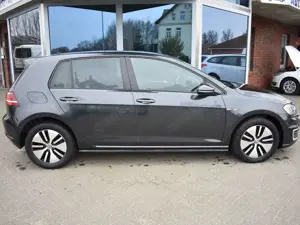 Volkswagen Golf Bild 2
