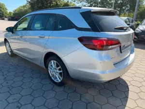 Opel Astra K Sports Tourer 1.5D Automatik Bild 3
