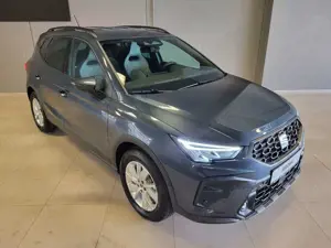 SEAT Arona 1.0 TSI DSG "FR" (Navi/Kam./Sitzh./PDC)