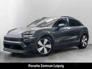 Porsche Macan 4 Leder Luftfederung ACC AHK 360Grad Panoramadach