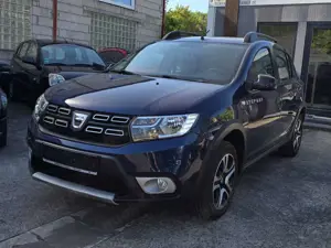 Dacia Sandero Stepway Celebration*Navi*PDC+Kamera*90PS