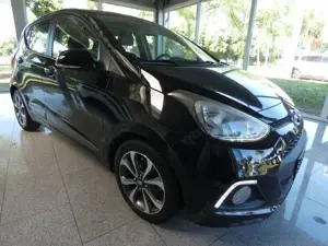 Hyundai i10 FIFA World Cup Edition