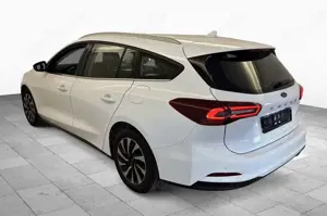Ford Focus Titanium NaviGroß*LED*PDC*SHZ*Tempo*1Hand Bild 4