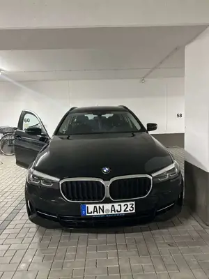 BMW 520 520d Touring Aut. Luxury Line