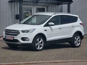Ford Kuga Titanium 2.0 TDCi/4x4/NAVI/KAMERA/PDC/AHK