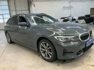 BMW 320 Bild 3
