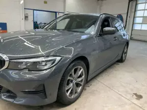 BMW 320 Bild 4
