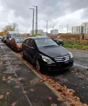 Mercedes-Benz 200