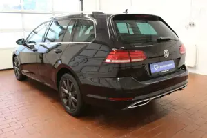 Volkswagen Golf Variant Highline Massage LED DSG Navi Bild 4