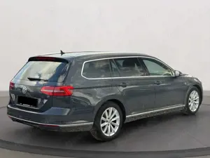 Volkswagen Passat Variant Highline Variant Highline LED Pano Massage Virtual Bild 5
