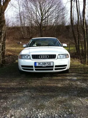 Audi A4 Audi A4 2.8 Automatik S4 Front