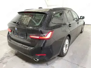 BMW 320 D Touring Automatik EU6d ACC LED Navi Bild 3