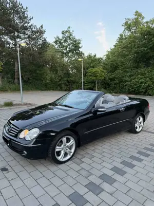 Mercedes-Benz CLK 200 Cabrio Kompressor Avantgarde