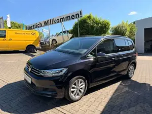 Volkswagen Touran 1.5TSI DSG Comfortline *7Sitze*Anhängerkupplung