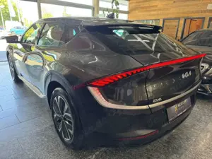 Kia EV6 4WD WERKSG NAVI LED SHZ ACC KAMERA WP AHK 19 Bild 3