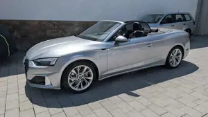 Audi A5 40 TFSI Cabrio advanced Kopfraum Matrix ACC Apple