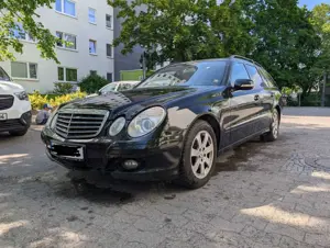 Mercedes-Benz E 220 E-Klasse T-Modell Diesel T CDI Automatik