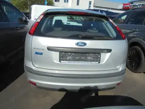 Ford Focus Lim. Trend Bild 5