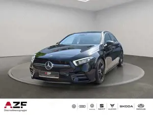 Mercedes-Benz A 35 AMG 4Matic NAVI+LED+PANO+SITZHZ+LEDER