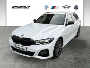 BMW 320 e xDrive Touring SHZ HiFi