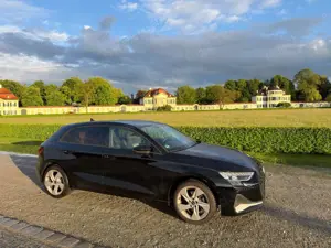 Audi A3 A3 Sportback 30 TFSI Sportback S tronic advanced