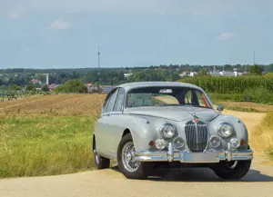 Oldtimer Jaguar MK II 3,4Ltr.  Automatic, Linkslenker Bild 2